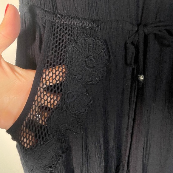 Anthropologie Crinkle Gauze Jumpsuit with Floral Appliqué and Mesh by Lilka
XS - Picture 10 of 16